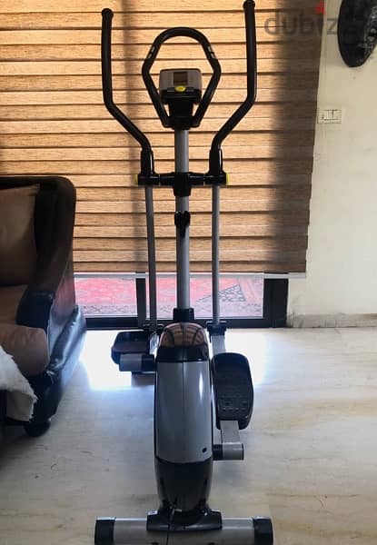 Elliptical USA ONLY 245$ (original price 700$) 8