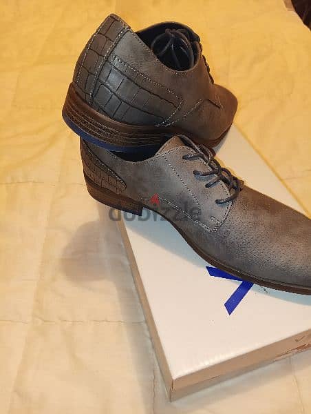 حذاء رجالي رائع جديد صناعة ألمانيا مقاس ٤٠ 1