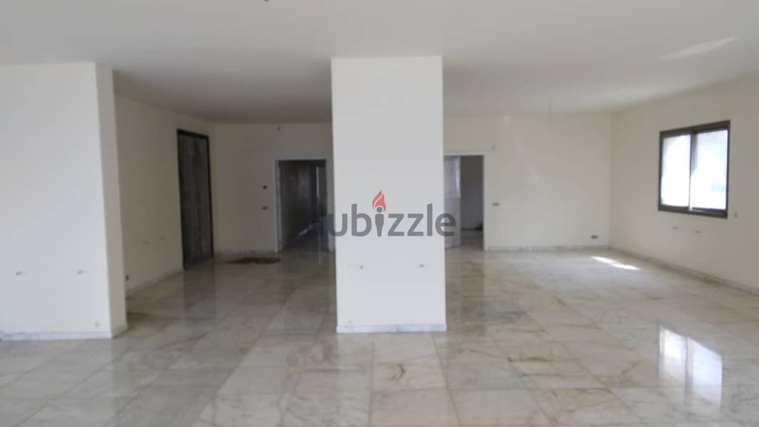 L11064-Spacious Office With Terrace for Rent in Aoukar 3