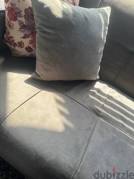 sofas big in a  very good condition 1