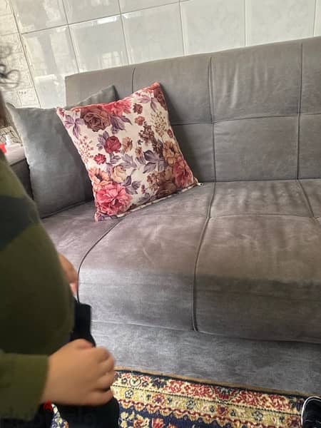 sofas big in a  very good condition 2