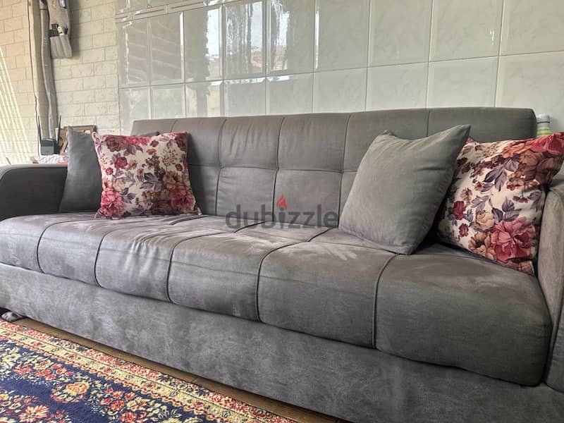 sofas big in a  very good condition 5