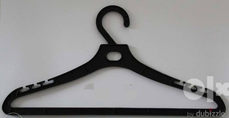 plastic hangers علاقات 1