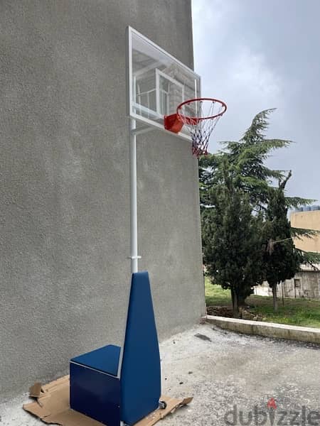Basketball Hoop with safety / wheels 2