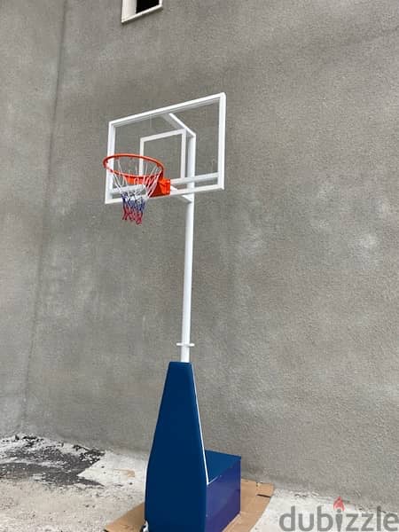 Basketball Hoop with safety / wheels 4