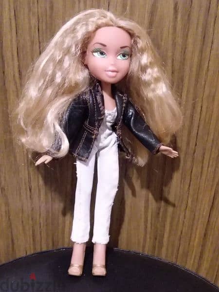 Bratz SUNKISSED SUMMER CLOE MGA Great as new doll in different