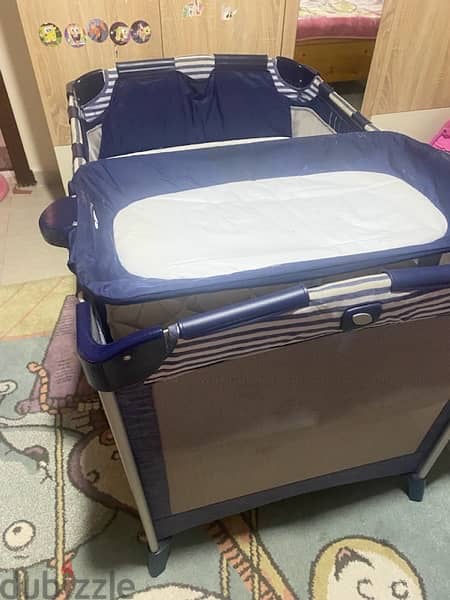 Joie park as new (excellent condition) with mattress 2