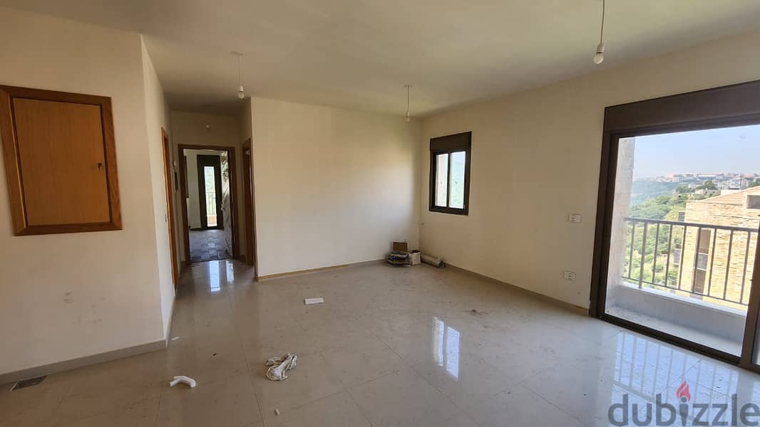 Apartment For Sale In Zikrit شقة للبيع في زكريت 0