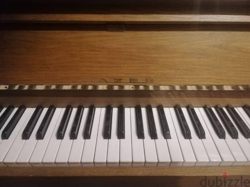 piano like new very good condition Germany original 1