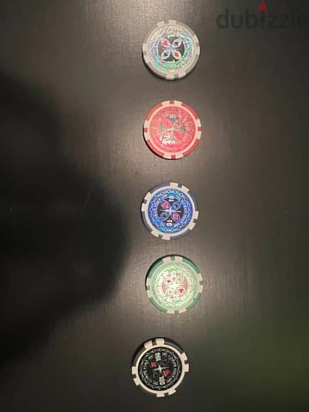 poker set 300chips new 4
