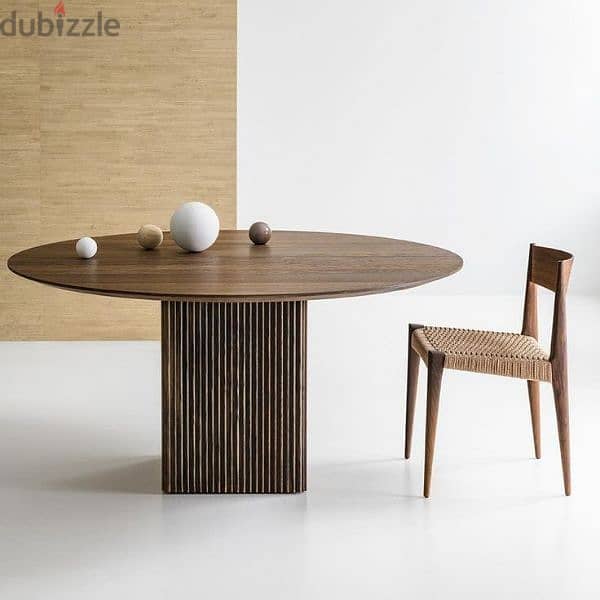 rounded table طاولة 0