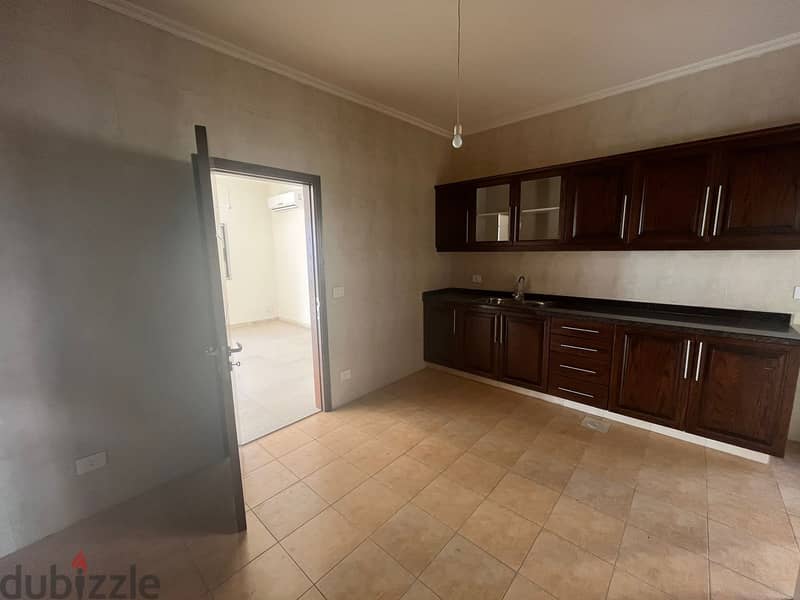 Cozy Apartment for sale in Mazraa 5