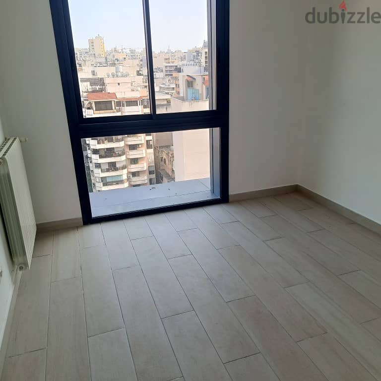 195 Sqm | Luxury Apartment in Spears | Panoramic Sea & City View 7