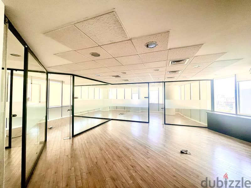 JH23-1824 Office 350m for rent in Sin l Fil - $ 2,400 cash 0