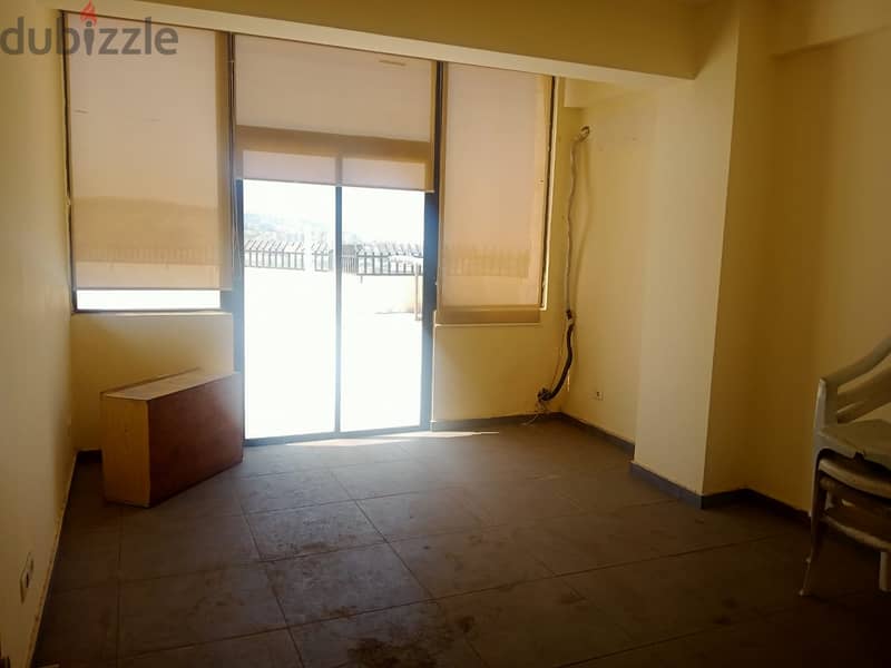 Office for rent in Mansourieh مكتب للايجار في المنصوريه 3