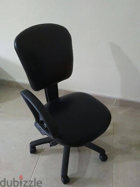 كرسي مكتب مستعملة Desk chair 1