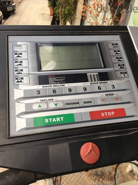 treadmill with vibration and twister like new 70/443573 RODGE 4