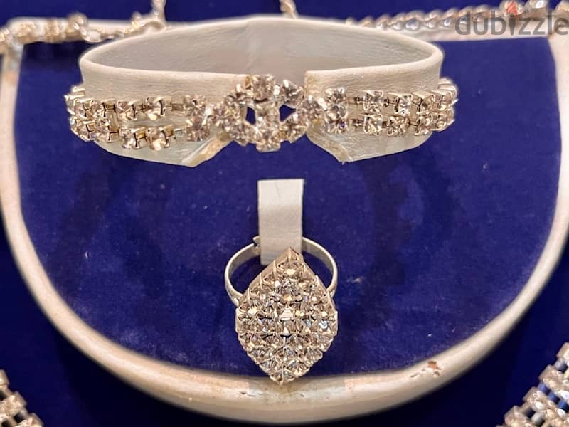 Jewelry Necklace Watch Earring 1