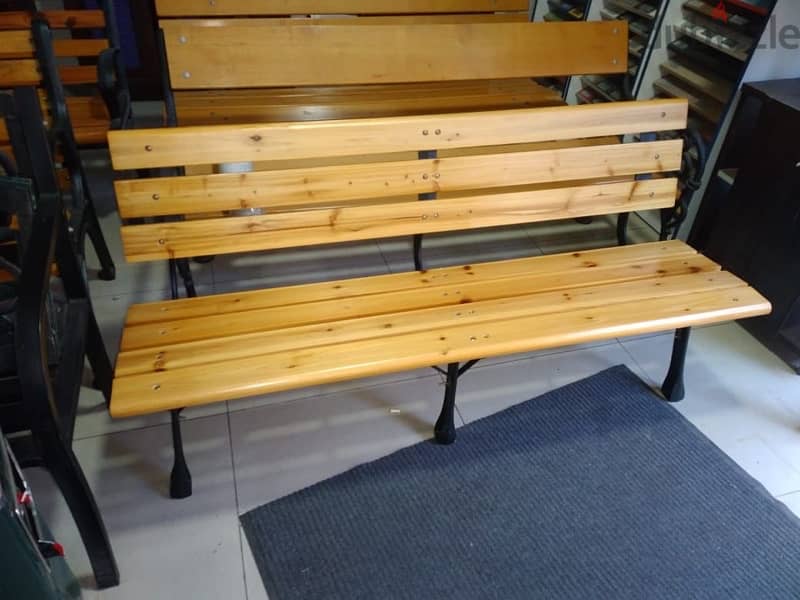 wood bench  b2 0