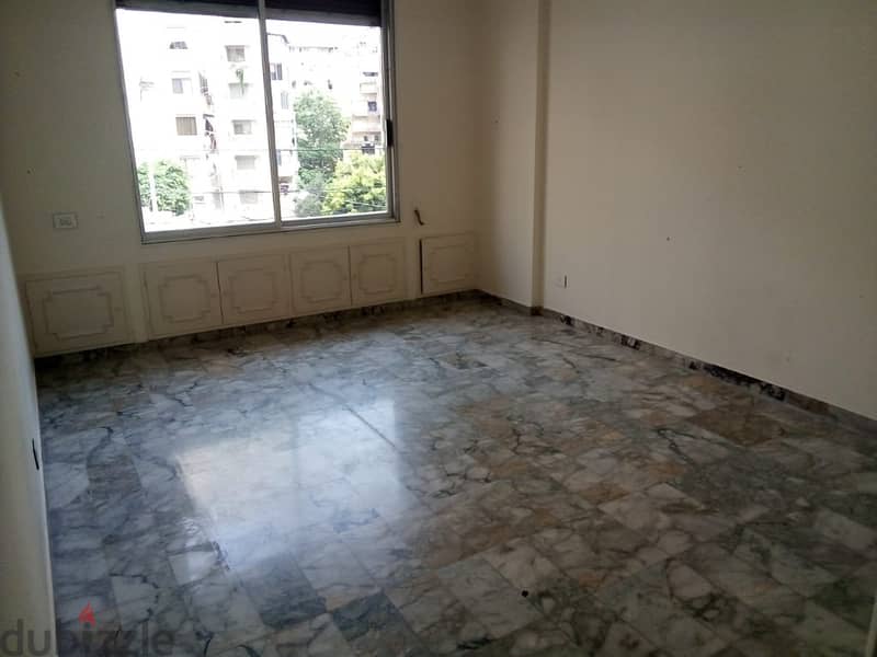 250 Sqm | Apartment for Rent in Aicha Bakkar 3