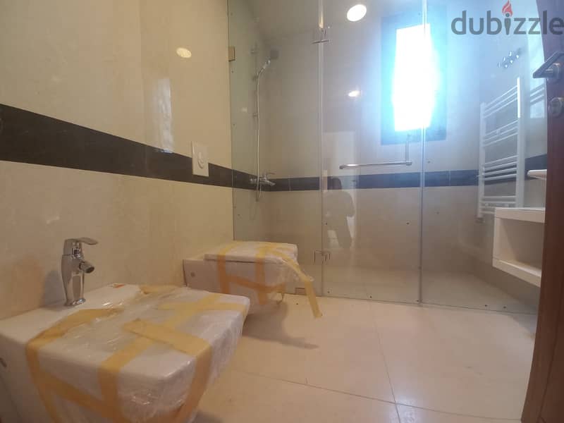 AH23-1844Luxurious equipped Apt for rent in Achrafieh,24/7 Electricity 15