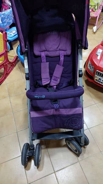 cybex stroller stroller in good condition عرباية متينة