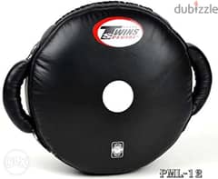 New Twins Middle Round Pad