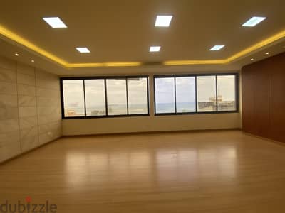 A 150sqm office with open views for rent in prime location.