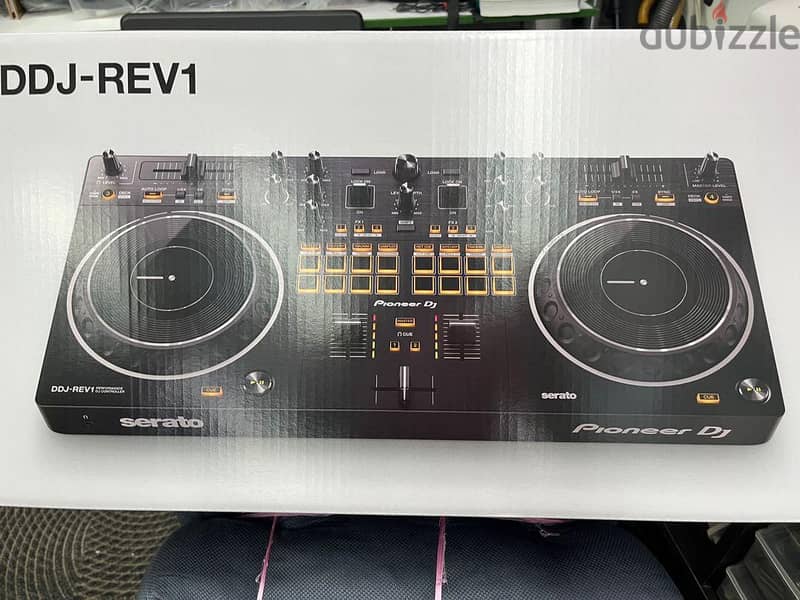 DDJ-REV1 Scratch-style 2-channel DJ controller for Serato DJ Lite 1