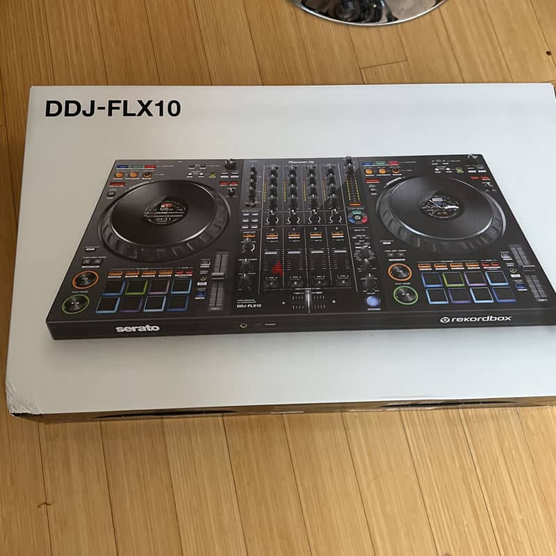 Pioneer DJ DDJ-FLX10 4-deck DJ Controller 1