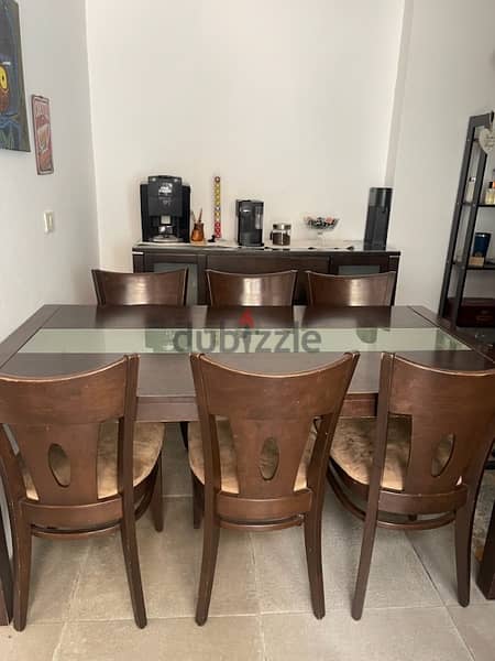 Dining table+ 6 chairs+ dressoir + mirror 0