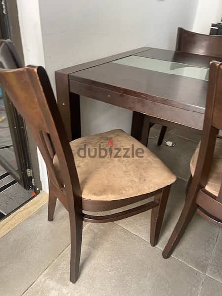 Dining table+ 6 chairs+ dressoir + mirror 3