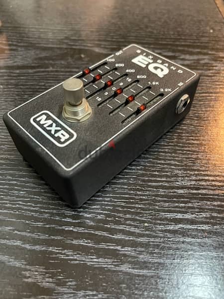 MXR EQ pedal - six band - like new 2