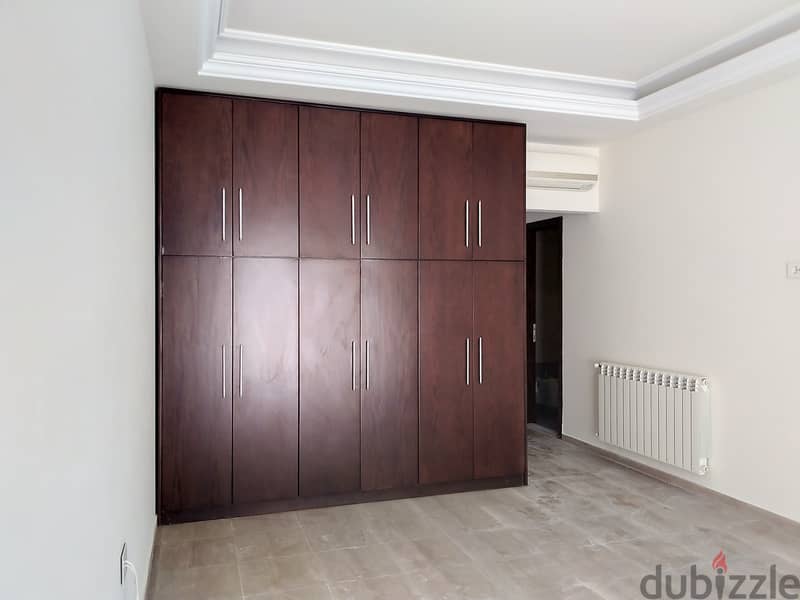 360 sqm luxurious flat in Baabda! REF#EG91499 7