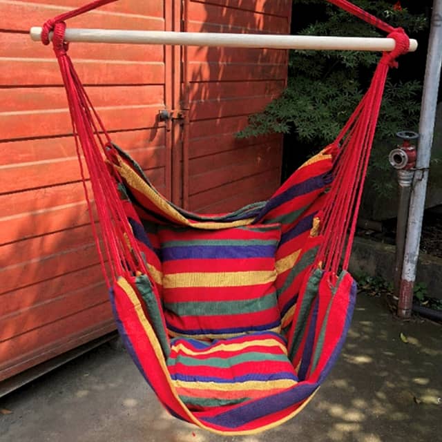 Hammock Swing Chair with Wood Frame and Pillows 5
