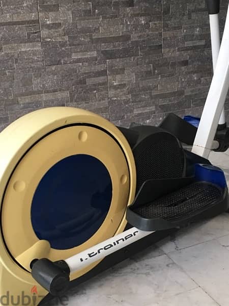 elliptical reebok like new heavy duty very good quality 2