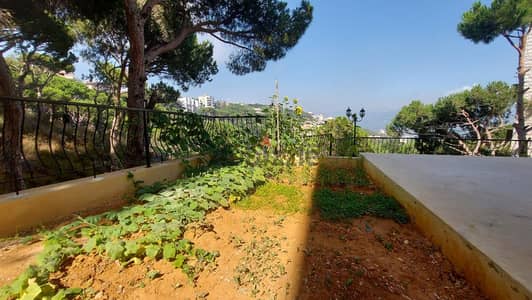 Lux apartment+350m2 garden+View 4 sale Broumana شقة+حديقة للبيع برمانا