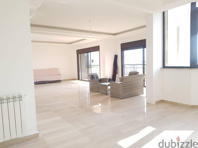 L12198-4-Bedroom apartment with sea view for Rent In Adma 1