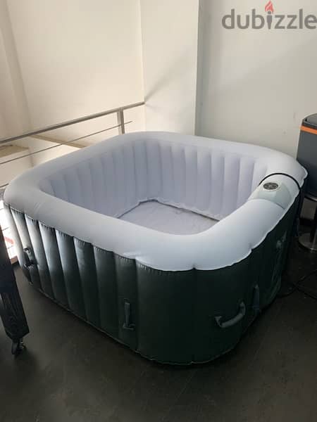 AREBOS whirlpool jacuzzi spa -FLORENCE 1