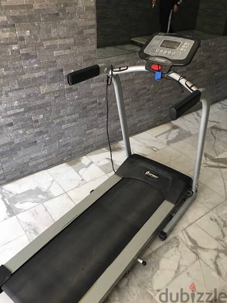 treadmill like new heavy duty very good quality 1