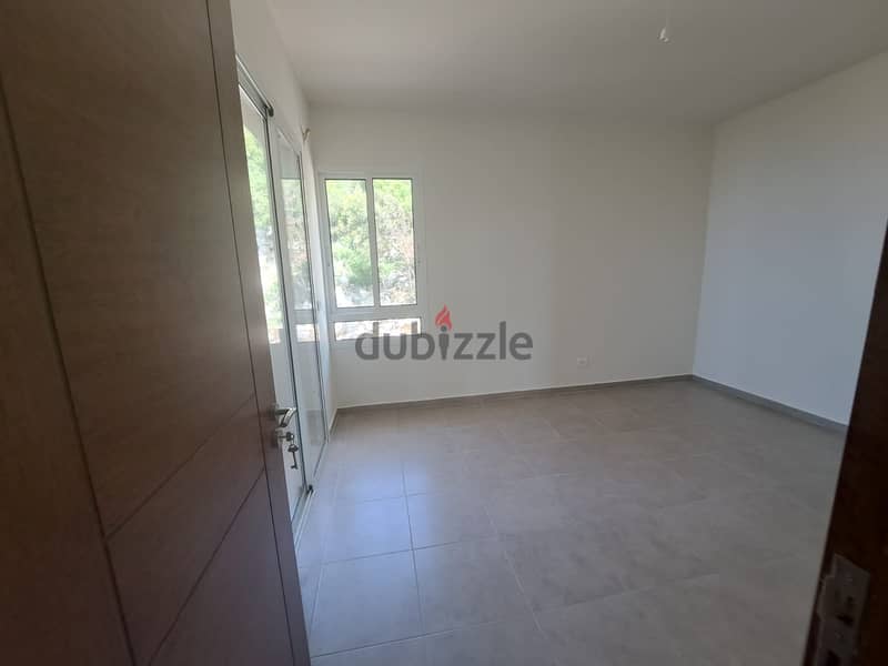 L12230-Brand New Apartment for Sale in Braij 3