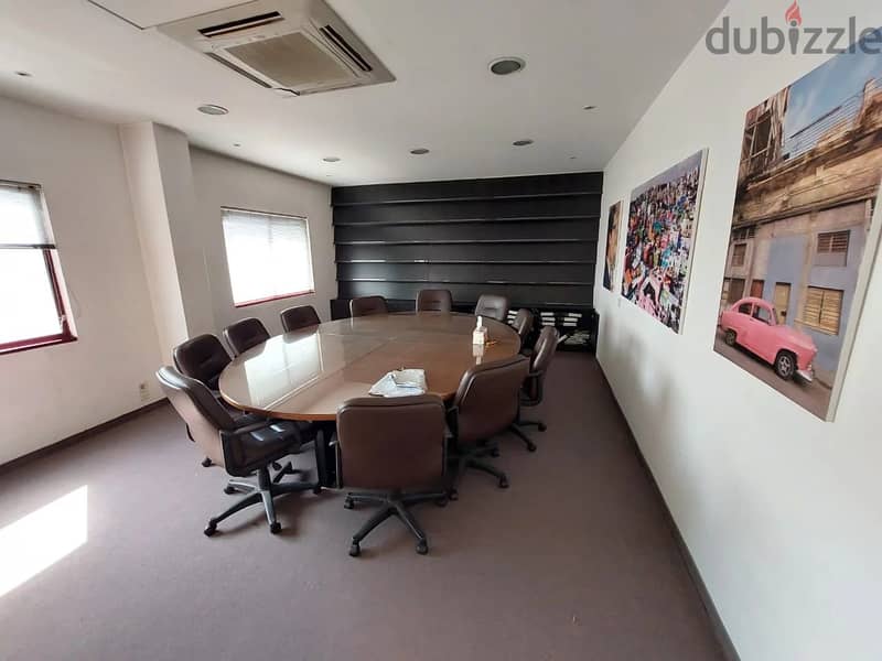 Spacious Office | Fully Equipped | Prime Location 3