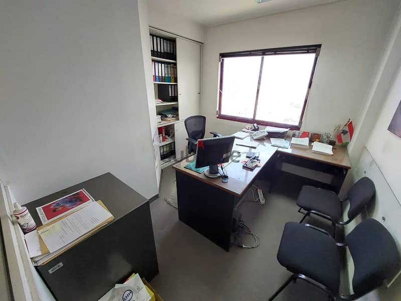 Spacious Office | Fully Equipped | Prime Location 4
