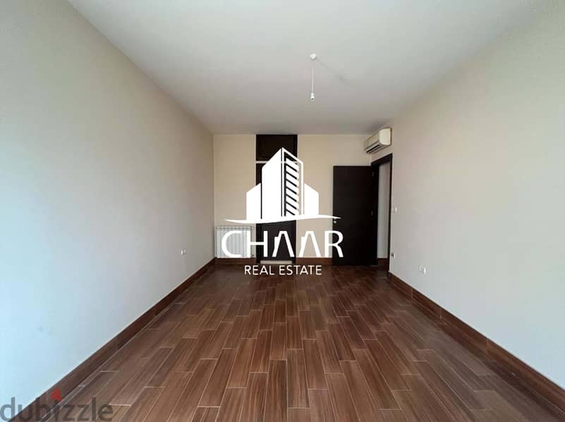 R1195 Bright Apartment for Sale in Achrafieh 3