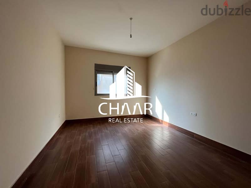 R1195 Bright Apartment for Sale in Achrafieh 4