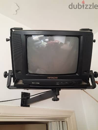 2 Hitachi TV + Stand