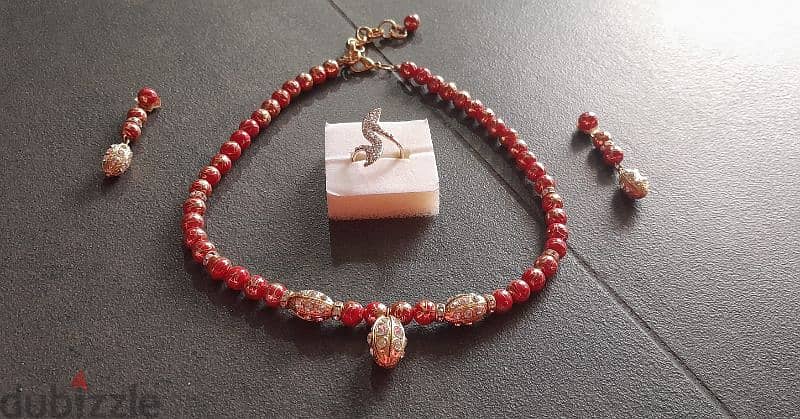 Red and gold Necklace Set 1