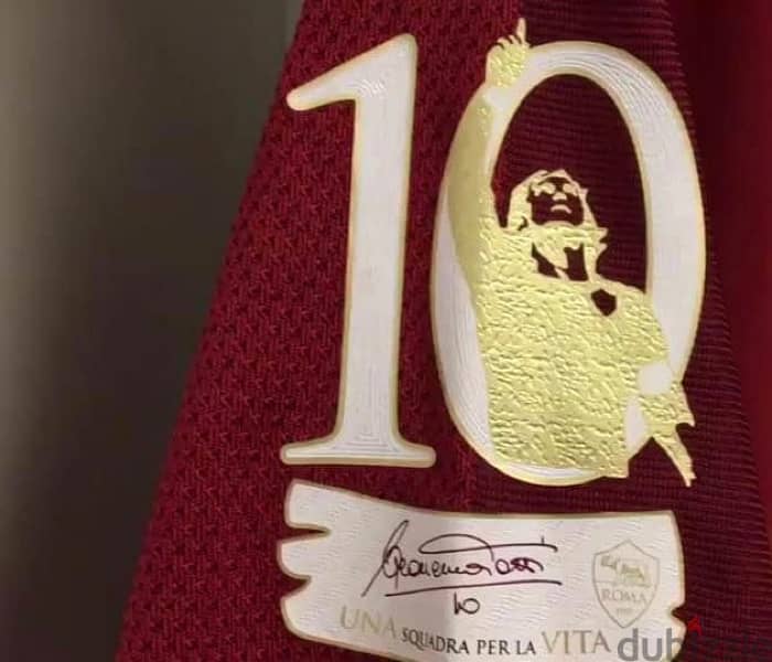 totti retirement from roma with signature nike jersey 1