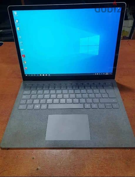 Microsoft surface laptop 2 1