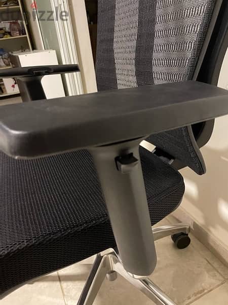 Office Chair with wheels Super Comfortable 3